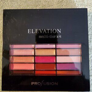 Elevation Multi-tier makeup kit by Profusion